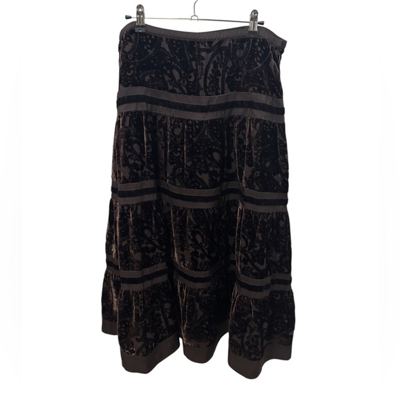 Garnet Hill Brown Velvet Silk Blend Skirt Size 12 - Picture 2 of 5